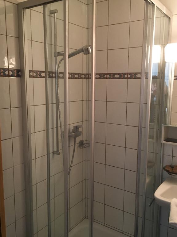 Hotel De La Gare Yvonand Екстериор снимка