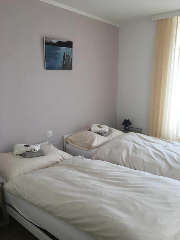 Hotel De La Gare Yvonand Екстериор снимка